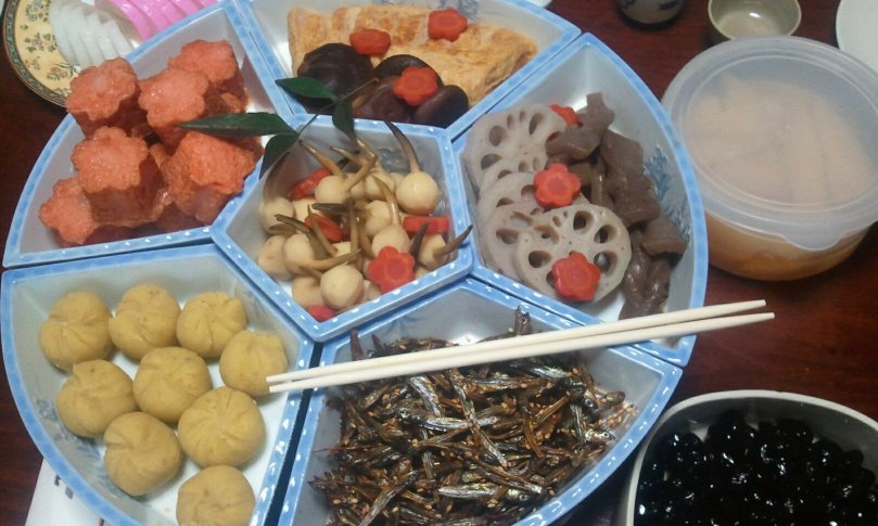 340695_342452805765658_1871947865_o