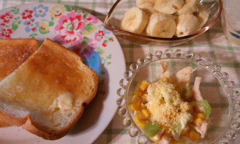 943387_618601111484158_559660631_n